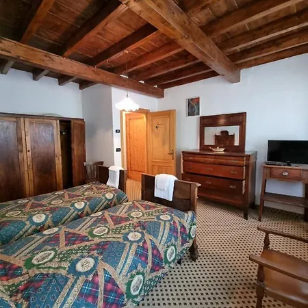 Panzió Trattoria All'alpino 3*